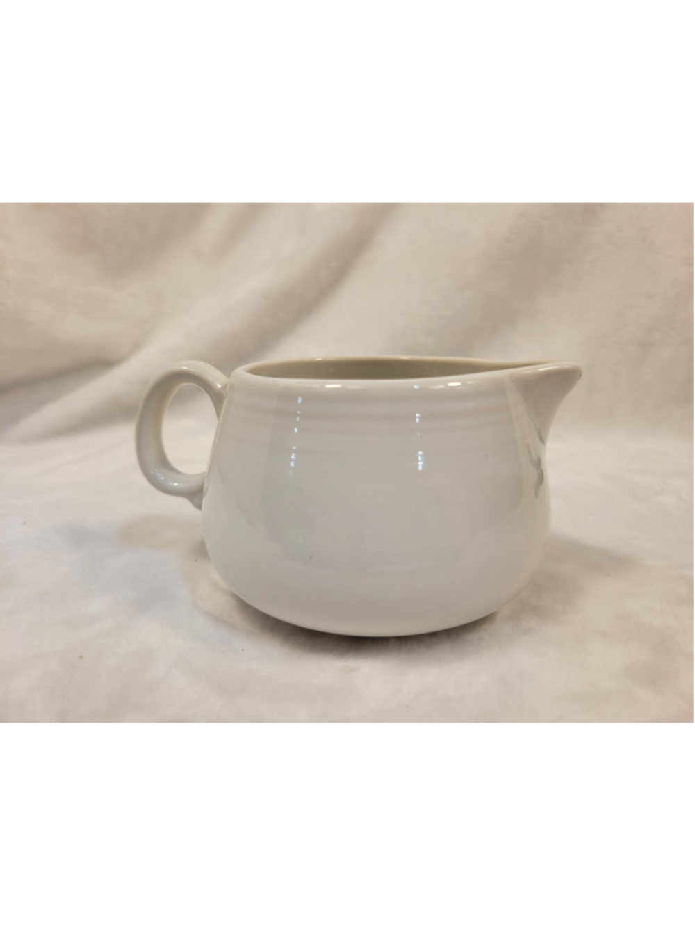 Fiesta Fiestaware White Creamer Figure 8 Replacement Homer Laughlin HLC